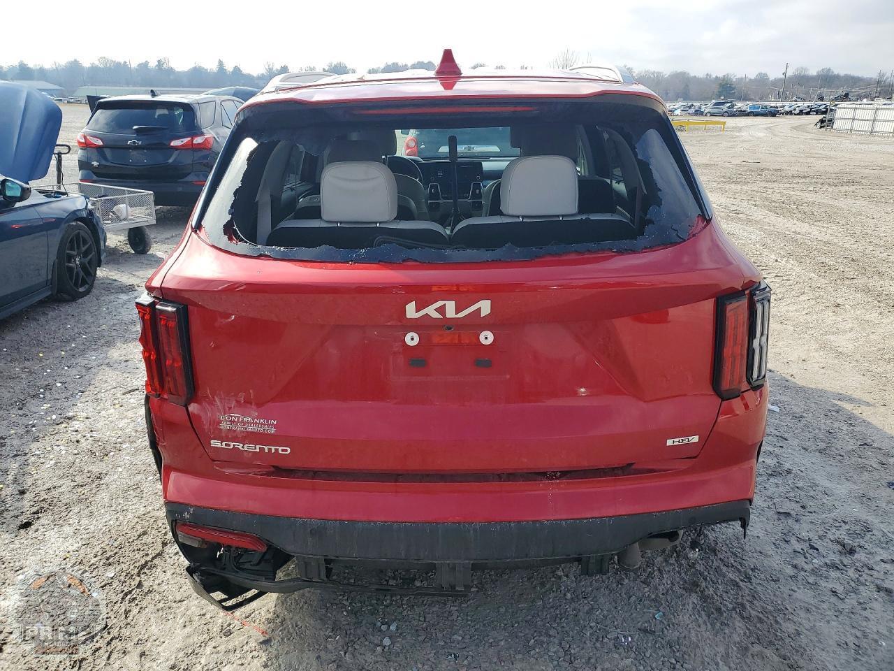 2023 KIA SORENTO — фото 6