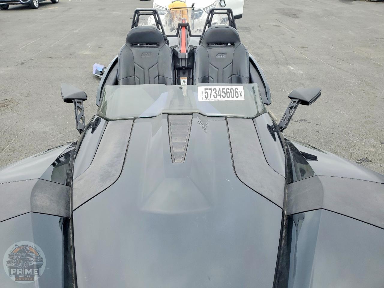 2016 POLARIS SLINGSHOT — фото 5
