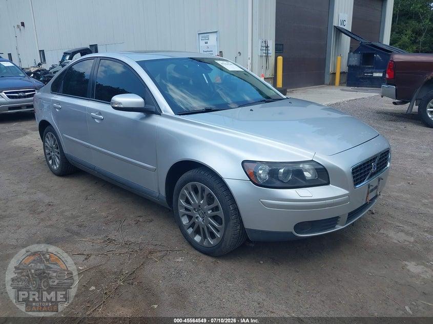 2007 VOLVO S40 T5 — фото 1