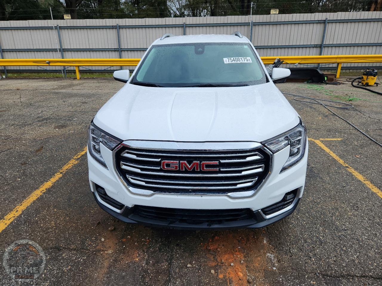 2023 GMC TERRAIN — фото 5