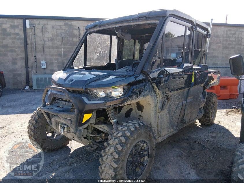 2025 CAN-AM DEFENDER MAX LIMITED CAB HD10/LONE STAR HD10 — фото 2