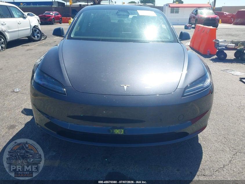 2025 TESLA MODEL 3 LONG RANGE REAR-WHEEL DRIVE/STANDARD REAR-WHEEL DRIVE — фото 12