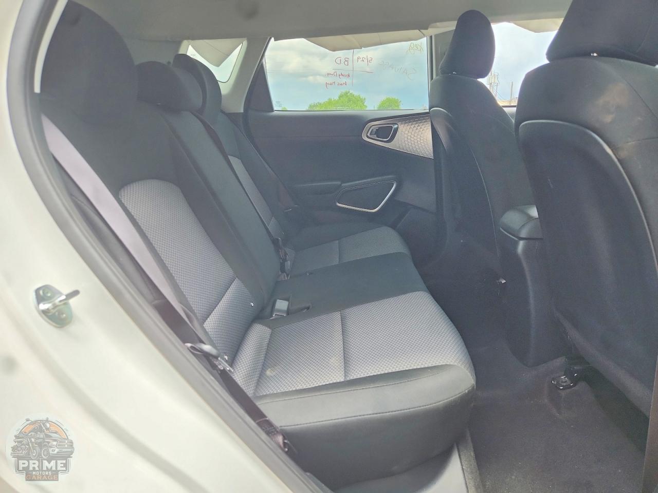 2025 KIA SOUL — фото 9
