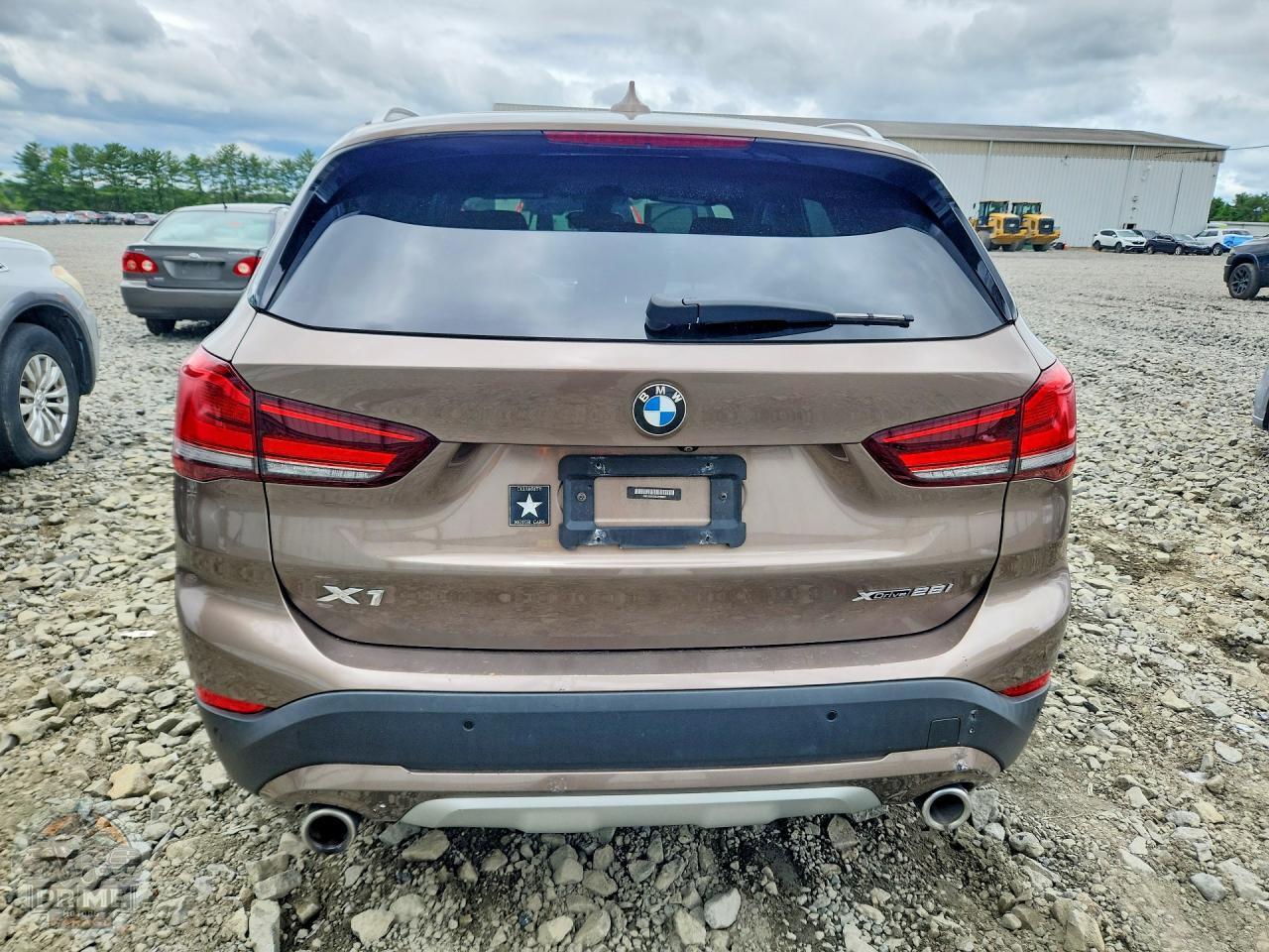 2020 BMW X1 — фото 6