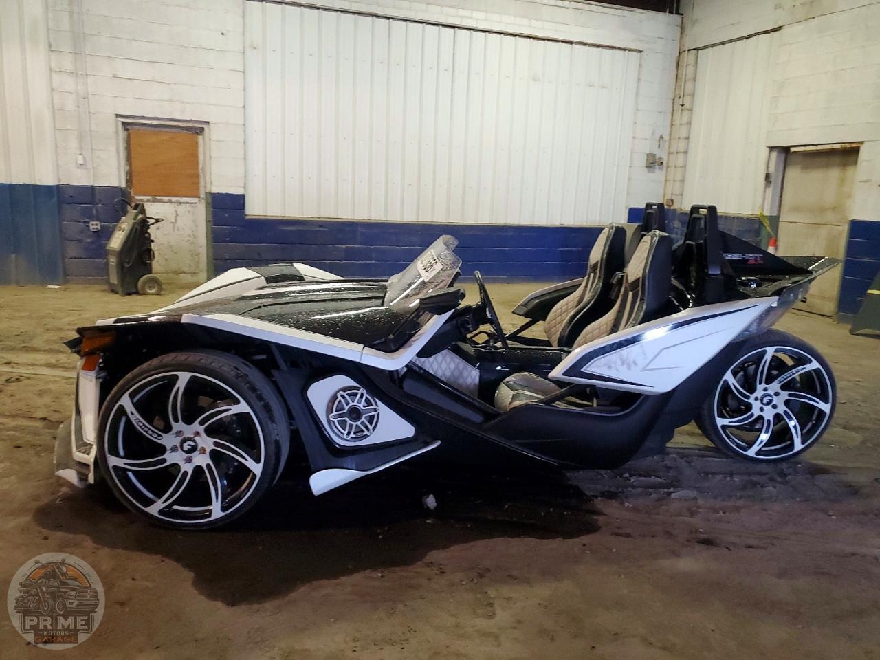 2019 POLARIS SLINGSHOT — фото 3