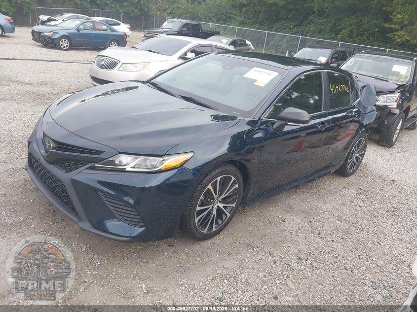 2019 TOYOTA CAMRY SE — фото 2