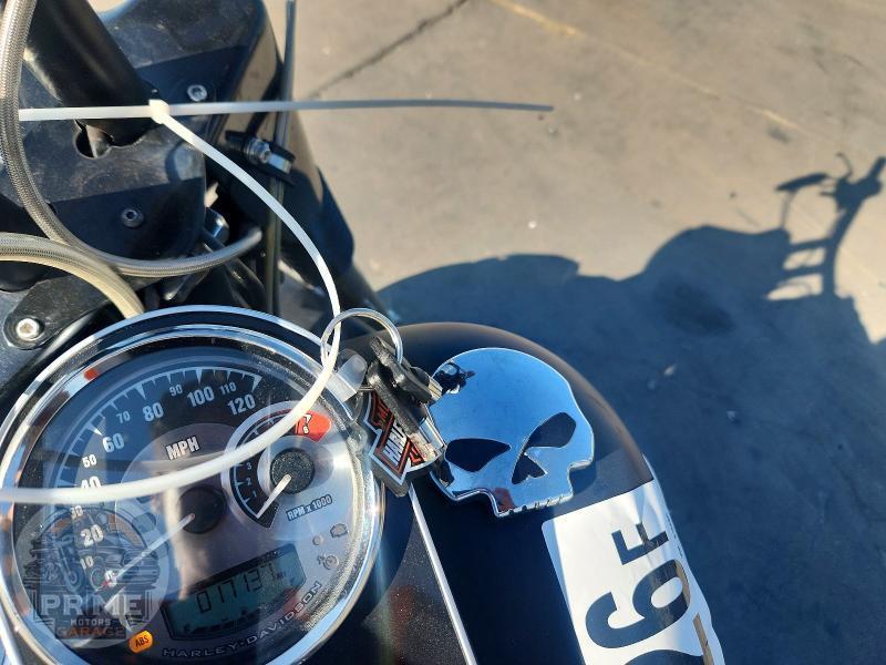 2015 HARLEY-DAVIDSON FLSTFB (FAT BOY LO) — фото 8
