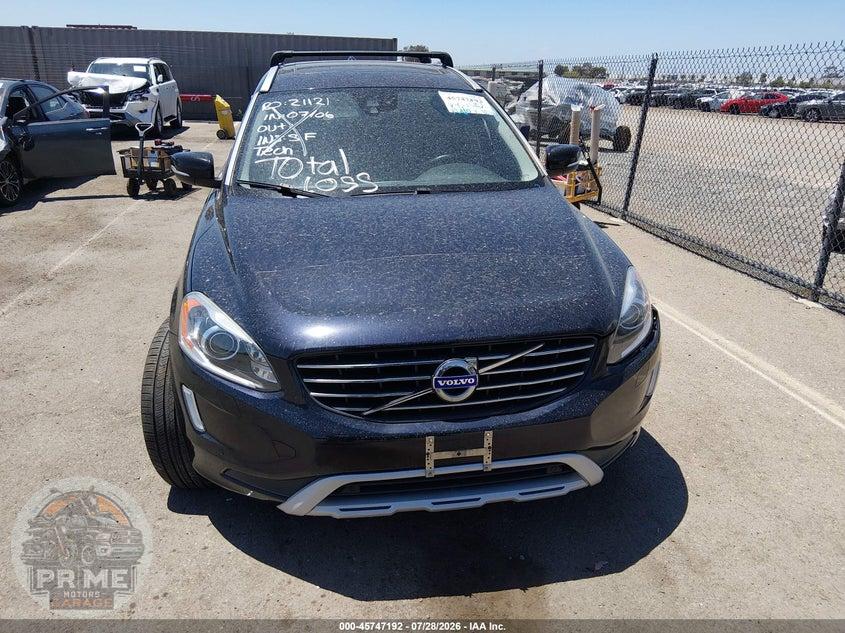 2017 VOLVO XC60 T6 DYNAMIC — фото 13