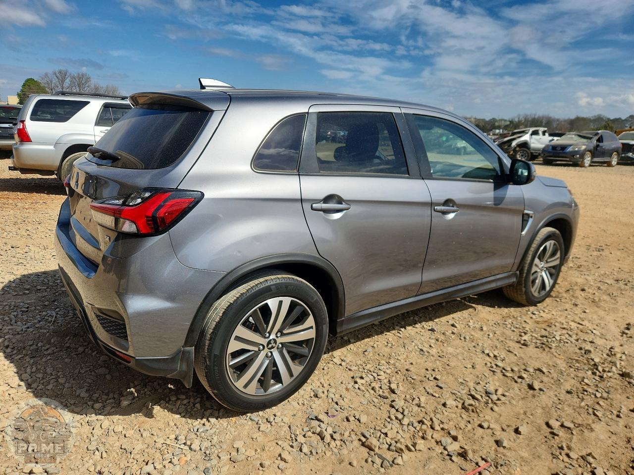 2021 MITSUBISHI OUTLANDER — фото 3