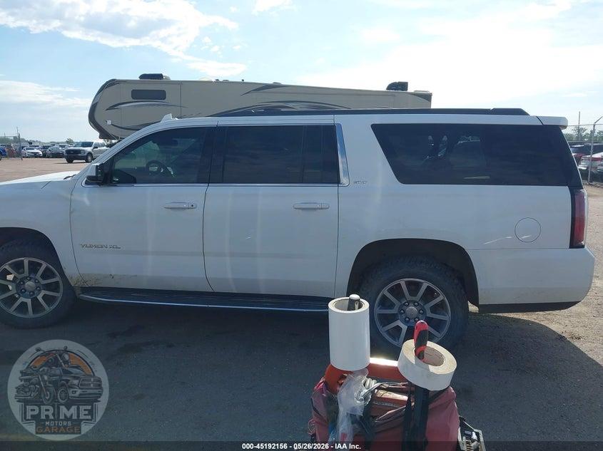 2017 GMC YUKON XL SLT — фото 14