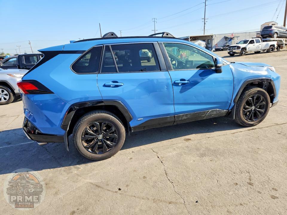 2022 TOYOTA RAV4 — фото 3