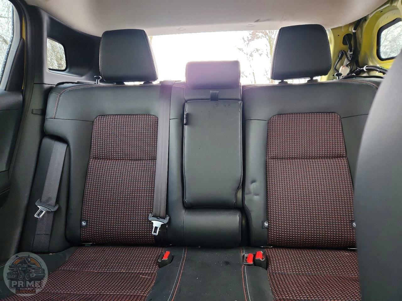 2025 NISSAN KICKS — фото 10