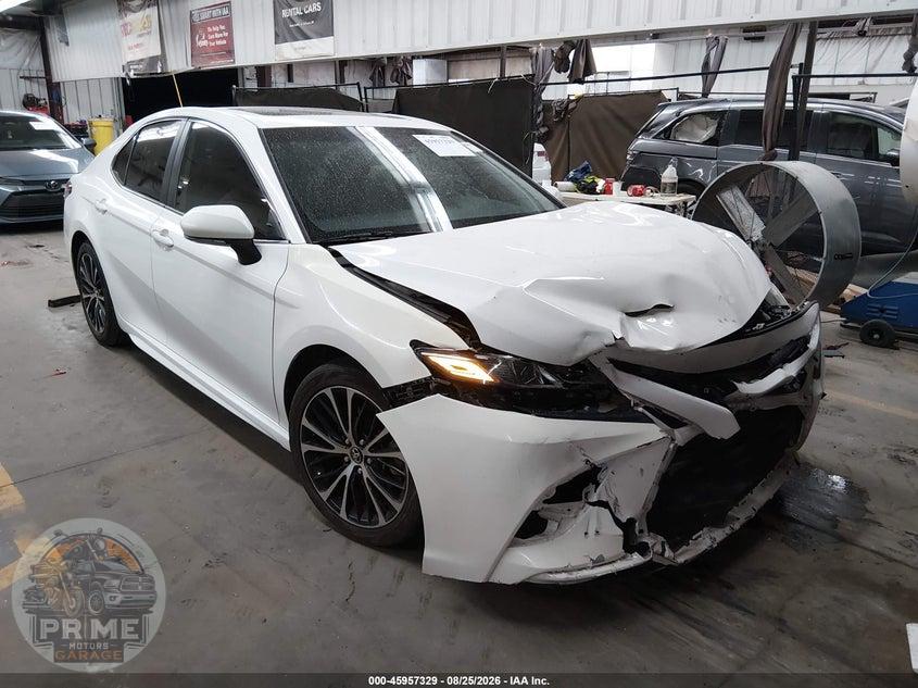 2019 TOYOTA CAMRY SE — фото 1