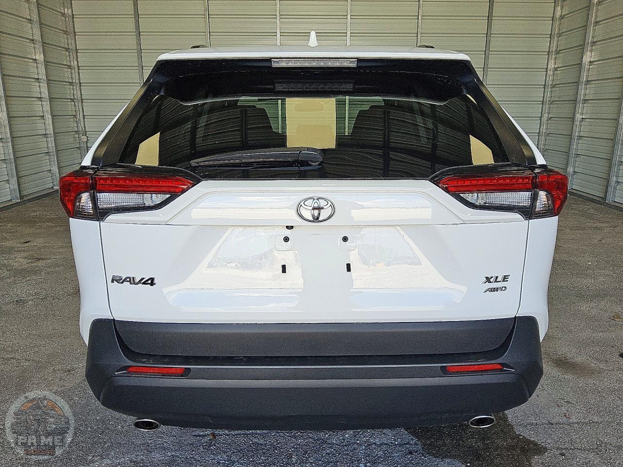 2025 TOYOTA RAV4 — фото 6