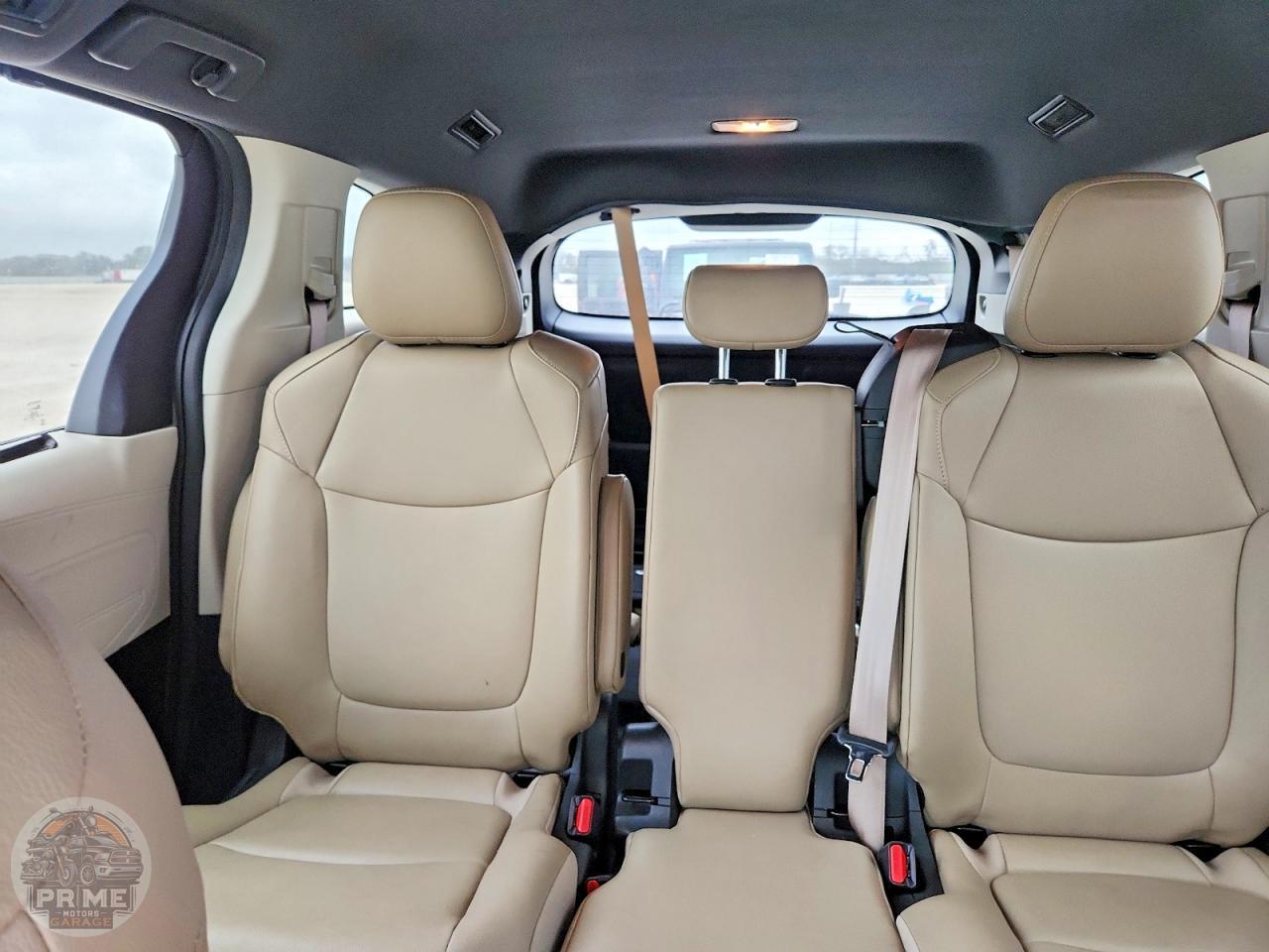 2024 TOYOTA SIENNA — фото 10