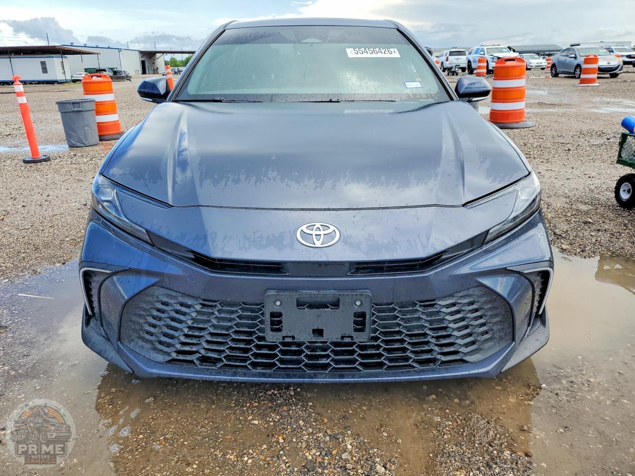 2026 TOYOTA CAMRY — фото 5